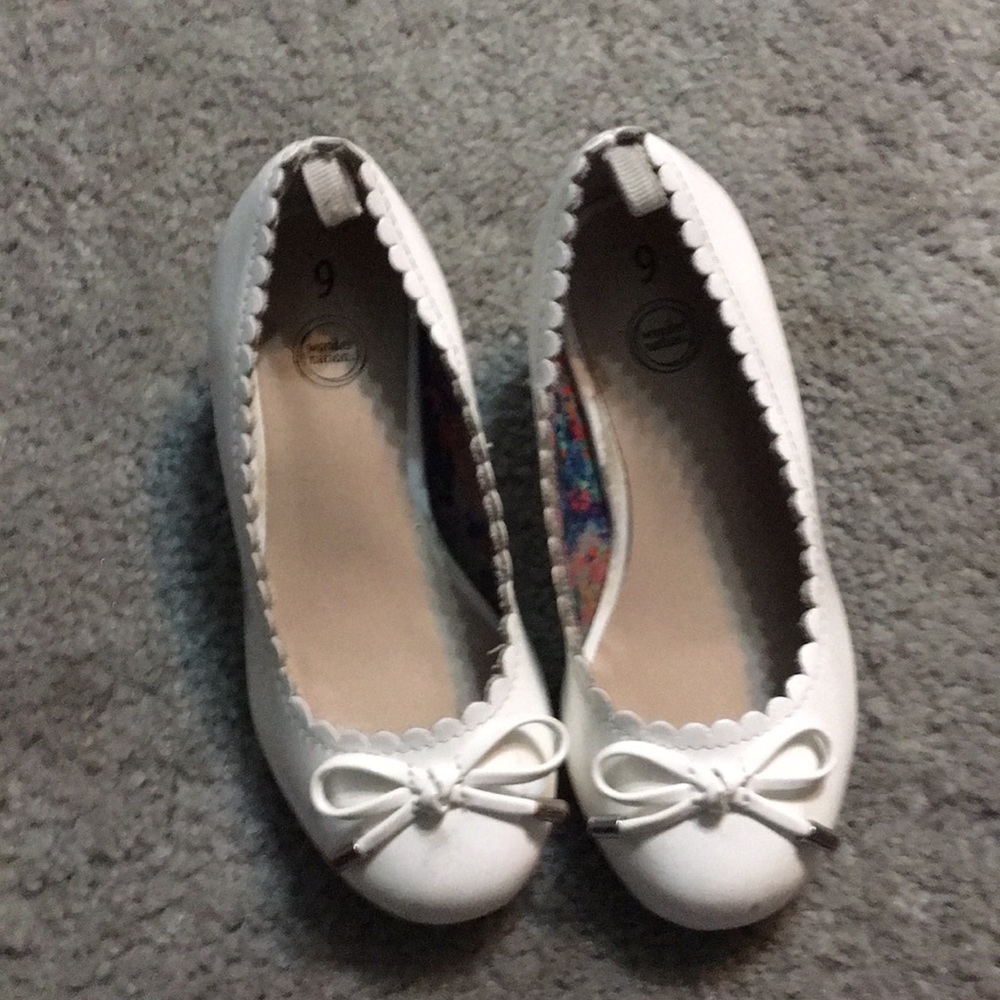 Girls high hills size 9t in good used condition